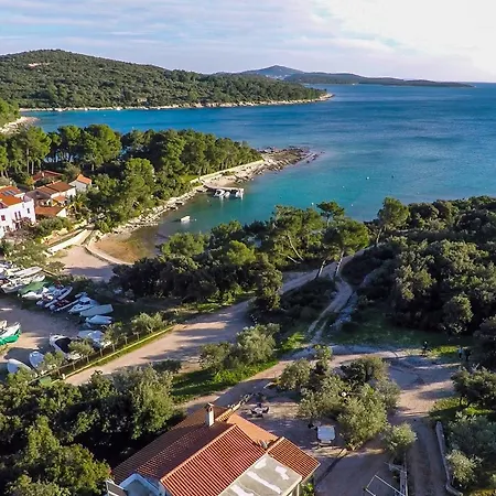Penzion With A Parking Space Artatore, Losinj - 27888 Mali Lošinj